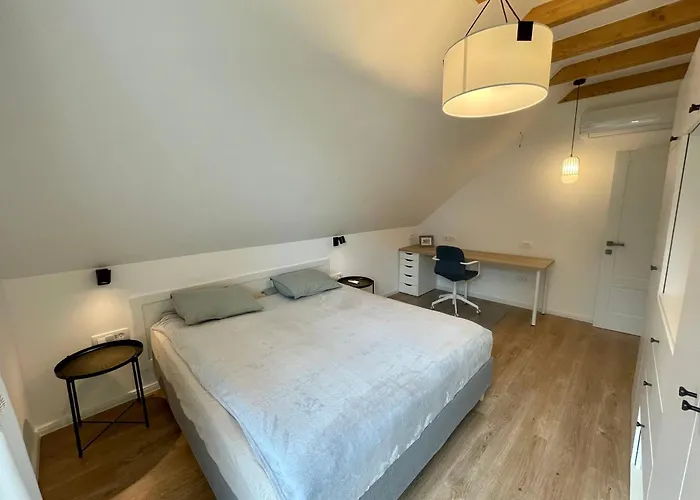 Alpennelke Family Bohinjska Bela